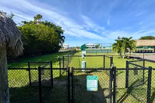 261 - 271 9th St, Key Colony Beach, FL 33051 - Photo 55