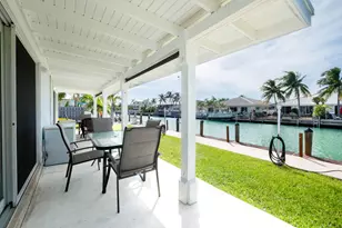 271 9th St, Key Colony Beach, FL 33051 - Photo 5