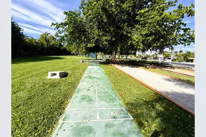 271 9th Street, Key Colony Beach, FL 33051 - Photo 41