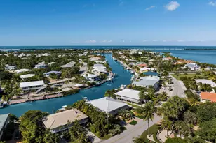 344 E Seaview Dr, Duck Key, FL 33050 - Photo 45