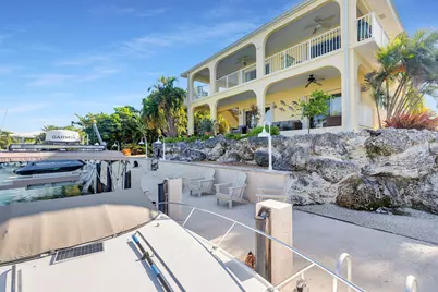 340 E Seaview Drive, Duck Key, FL 33050 - Photo 31