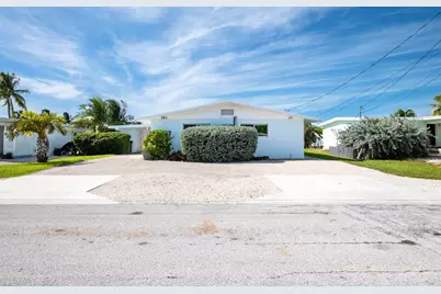 261 9th Street, Key Colony Beach, FL 33051 - Photo 29