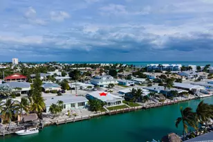 261 9th St, Key Colony Beach, FL 33051 - Photo 3