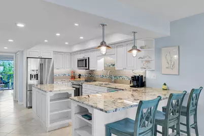 1133 W Ocean Drive #6, Key Colony, FL 33051 - Photo 35