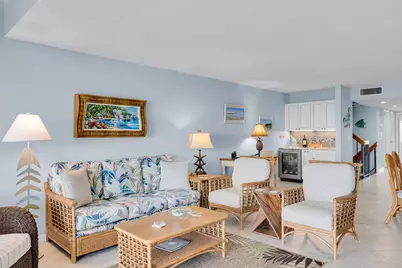 1133 W Ocean Drive #6, Key Colony, FL 33051 - Photo 11