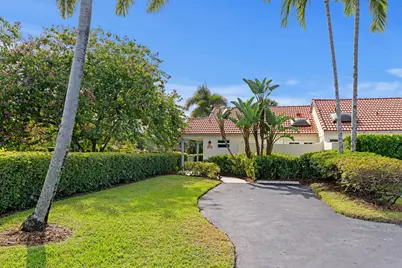 2211 Las Casitas Drive, Wellington, FL 00000 - Photo 3