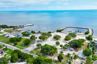 137 Pacific Ave, Key Largo, FL 33070 - Photo 1