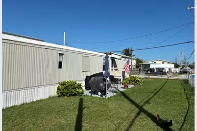 25 D 10th Avenue, Stock Island, FL 33040 - Photo 3