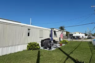 25D 10th Ave, Stock Island, FL 33040 - Photo 3