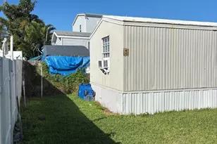 25D 10th Ave, Stock Island, FL 33040 - Photo 23