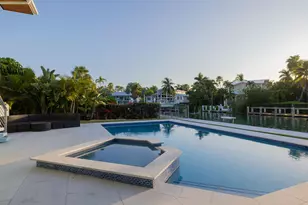 241 12th St, Key Colony, FL 33051 - Photo 59