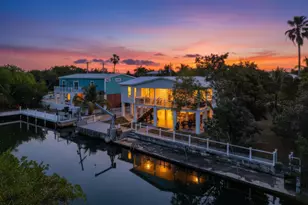 16941 Driftwood Ln, Sugarloaf Key, FL 33042 - Photo 3
