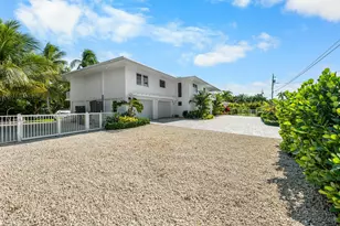 360 12th St, Key Colony, FL 33051 - Photo 61