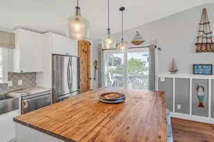 420 W Indies Dr, Ramrod Key, FL 33042 - Photo 11