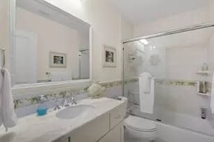 821 W Ocean Dr, Key Colony, FL 33051 - Photo 21