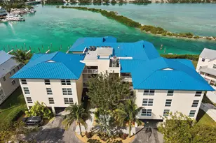 4303 Marina Villas Dr, Duck Key, FL 33050 - Photo 39