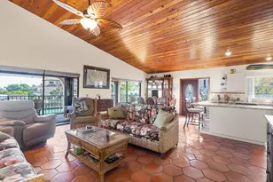 580 9th St, Key Colony, FL 33051 - Photo 9