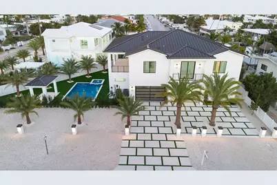 258 Caribbean Drive, Key Largo, FL 33037 - Photo 1
