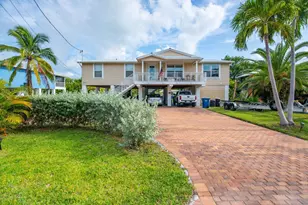 27376 Tobago Ln, Ramrod Key, FL 33042 - Photo 1