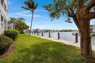 7075 Hawks Cay Boulevard, Duck Key, FL 33050 - Photo 13