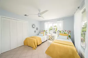 205 S Point Dr, Sugarloaf Key, FL 33042 - Photo 33