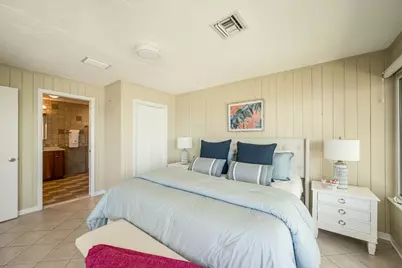 205 S Point Drive, Sugarloaf Key, FL 33042 - Photo 21