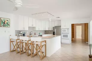205 S Point Dr, Sugarloaf Key, FL 33042 - Photo 15