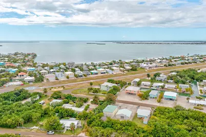 195 W Shore Drive, Summerland Key, FL 33042 - Photo 37
