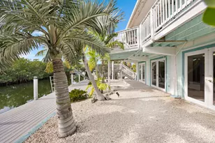 19881 Date Palm Dr, Sugarloaf Key, FL 33042 - Photo 39