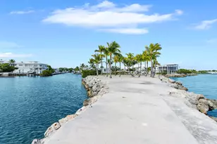 76 Ocean Dr, Key Largo, FL 33037 - Photo 49