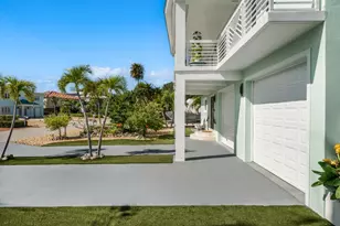 247 W Seaview Cir, Duck Key, FL 33050 - Photo 3