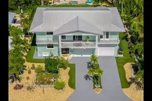 247 W Seaview Cir, Duck Key, FL 33050 - Photo 51