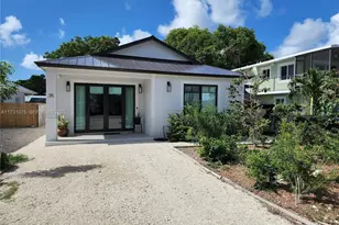 35 Bass Ave, Key Largo, FL 33037 - Photo 1