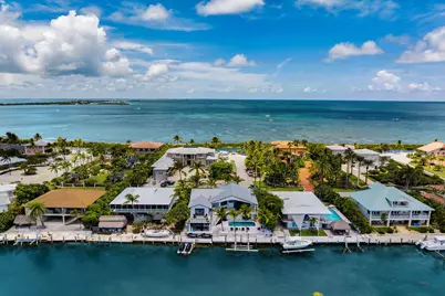 362 E Seaview Drive, Duck Key, FL 33050 - Photo 3