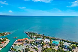 210 W Seaview Cir, Duck Key, FL 33050 - Photo 3