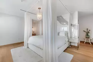 210 W Seaview Cir, Duck Key, FL 33050 - Photo 55