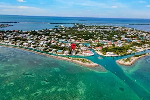 210 W Seaview Cir, Duck Key, FL 33050 - Photo 11