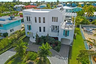 317 E Seaview Cir, Duck Key, FL 33050 - Photo 1