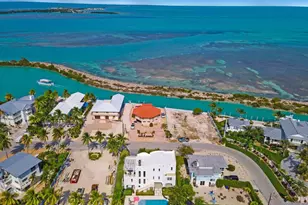 317 E Seaview Cir, Duck Key, FL 33050 - Photo 7