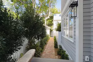 419 Simonton St, Key West, FL 33040 - Photo 11