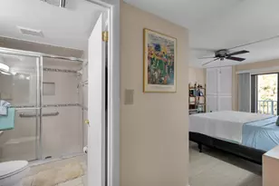 201 E Ocean Dr, Key Colony, FL 33051 - Photo 27