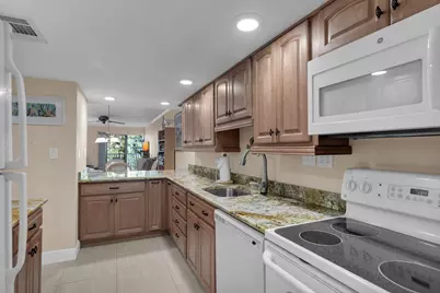 201 E Ocean Drive #1-211, Key Colony, FL 33051 - Photo 11