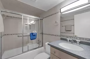 201 E Ocean Dr, Key Colony, FL 33051 - Photo 33