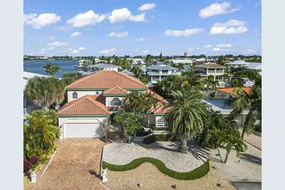 820 12th Street, Key Colony, FL 33051 - Photo 9