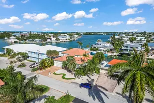 820 12th St, Key Colony, FL 33051 - Photo 7