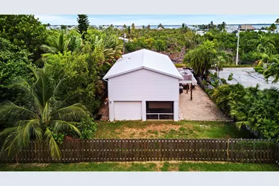 31240 Avenue H, Big Pine Key, FL 33043 - Photo 33