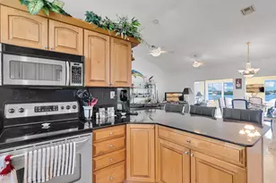 900 Shelter Bay Dr Ocean Dr, Key Colony, FL 33051 - Photo 33