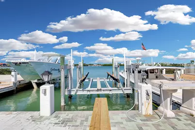 900 Shelter Bay Dr Ocean Drive, Key Colony, FL 33051 - Photo 19