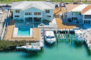 900 Shelter Bay Dr Ocean Dr, Key Colony, FL 33051 - Photo 1