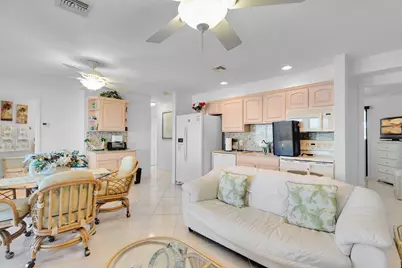 900 Shelter Bay Dr Ocean Drive, Key Colony, FL 33051 - Photo 49